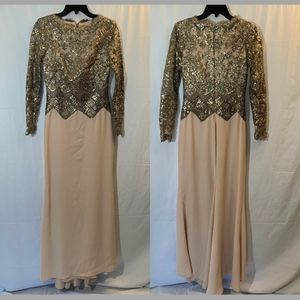 NEW Tadashi Shoji Long Sleeve Embroidered Sequin Crepe Gown [SZ‎ 2 ]
